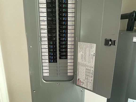 5th image of 3766 Wire Road