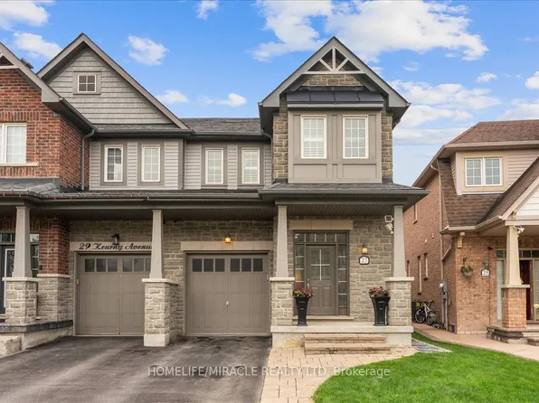 27 Kearny Ave, Caledon, ON L7C 3N9