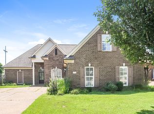 3288 Champion Hills Dr, Southaven, MS 38672