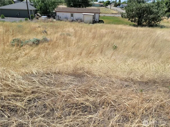 0 Parcel # 060797000 Washington Avenue S, Warden, WA 98857