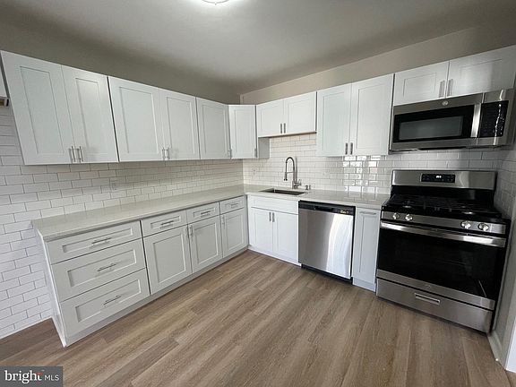 4th image of 1840 Frontage Rd APT 1103