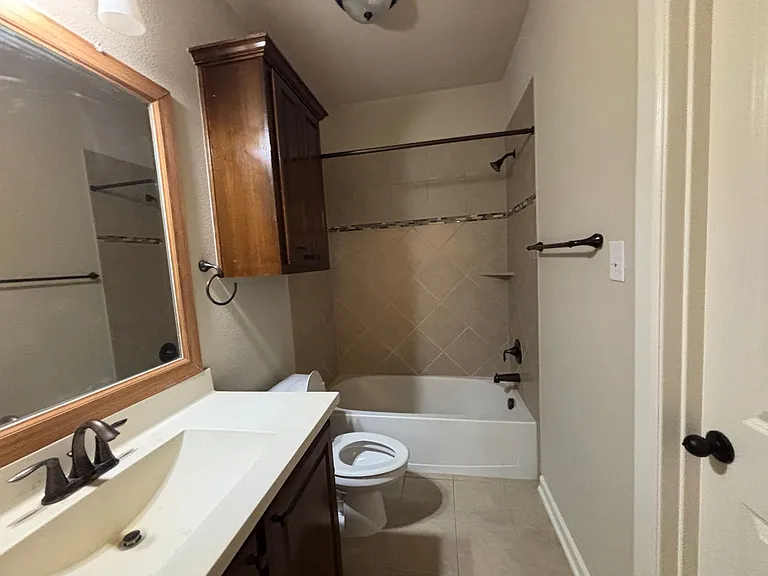 2908 N Umberland Dr — Photo 38