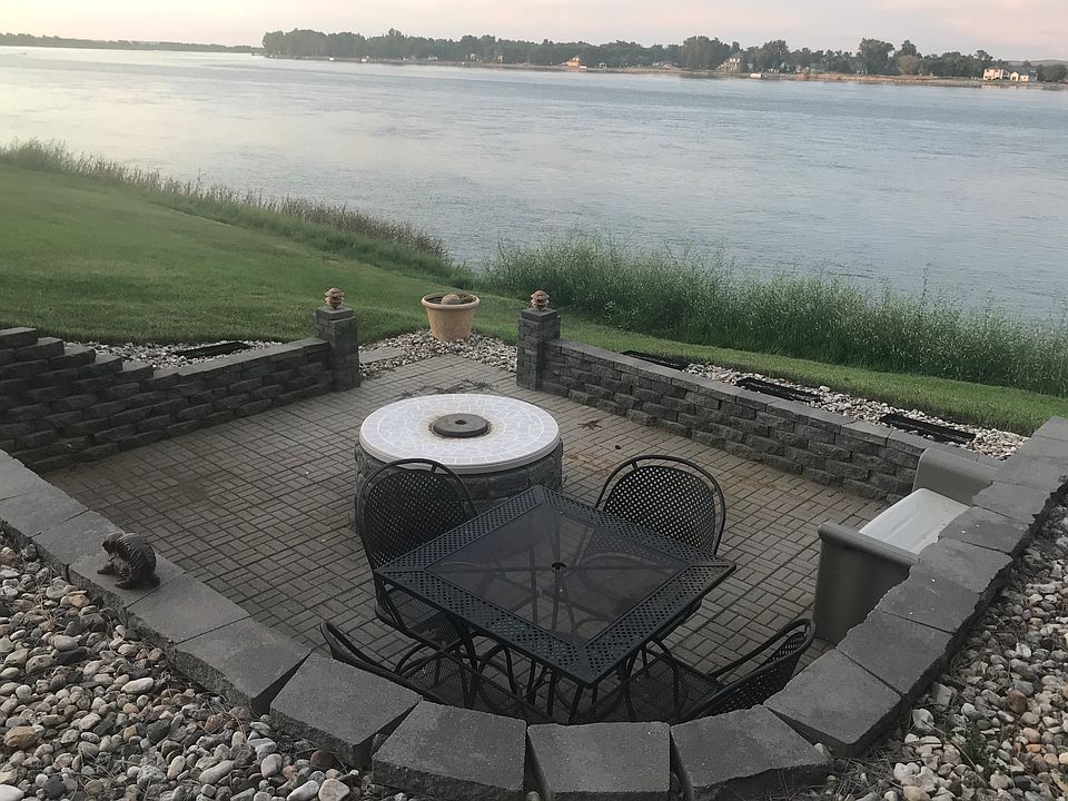 Custom fire pit in the side 