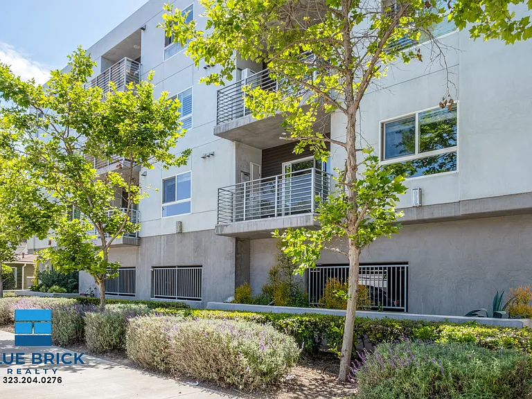 4305 Laurel Canyon Blvd #202A — Photo 27