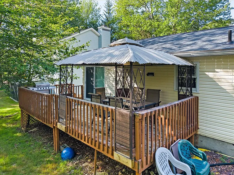 3528 Peak Dr — Photo 25