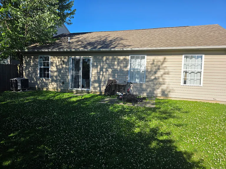 1416 Round Lake Rd — Photo 3