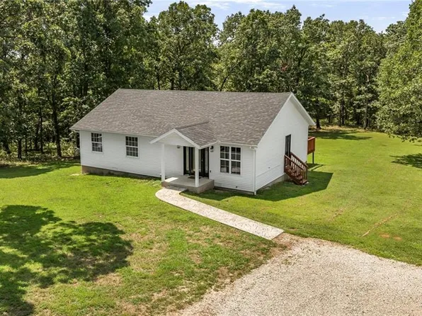 22962 Highway Tt, Versailles, MO 65084
