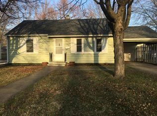 1064 S English Ave, Marshall, MO 65340