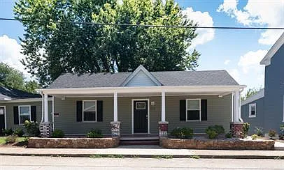 373A Main Street — Photo 3