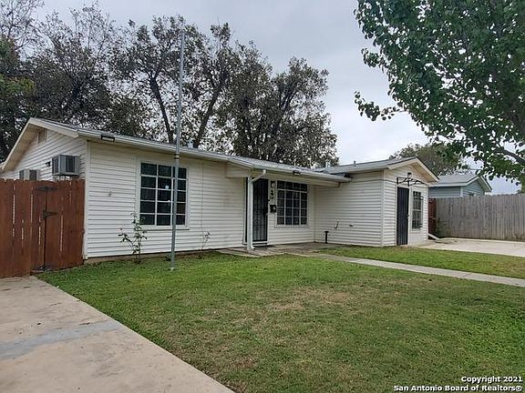 2nd image of 218 Pollydale Ave