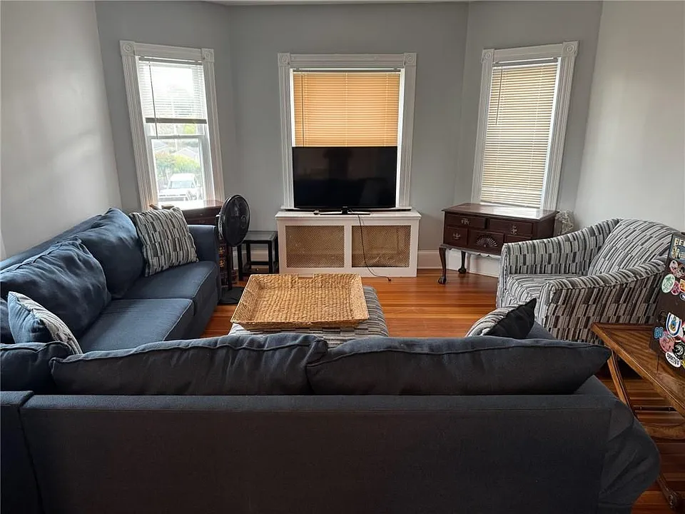 60 Berkeley Ave #2