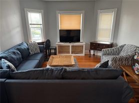 60 Berkeley Ave, Newport, RI