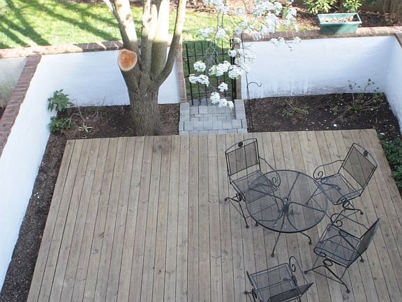 Private Courtyard