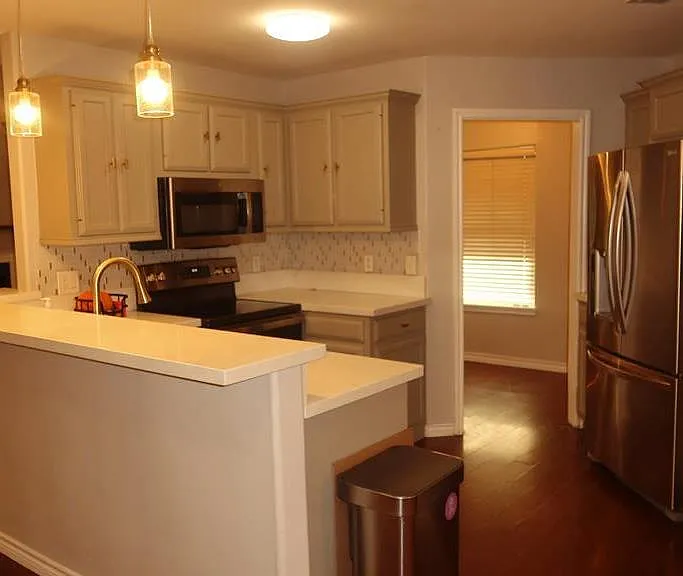 4500 Carmen Ave — Photo 15