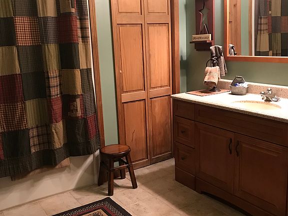 Master Bath (Full)