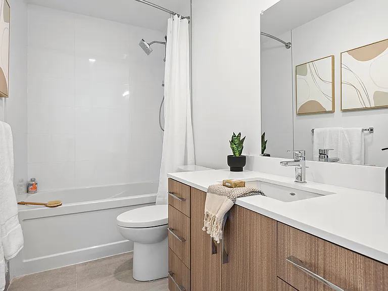 15 Brenthall Ave — Photo 12