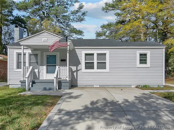 200 Sedberry St, Fayetteville, NC 28305