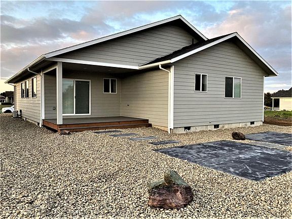2nd image of 719 Seacrest Dr
