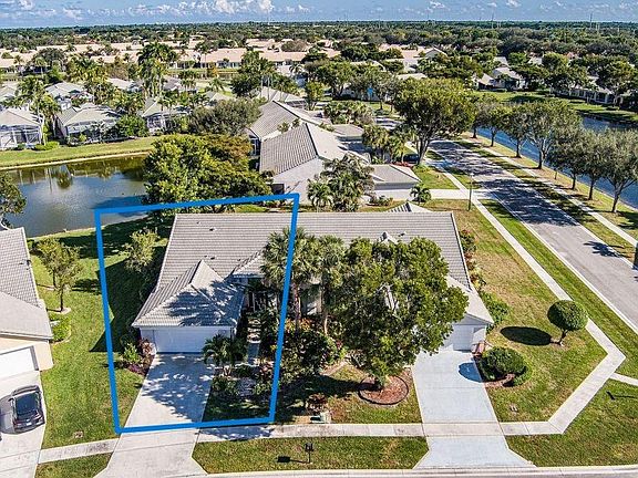 3rd image of 8910 Brittany Lakes Drive