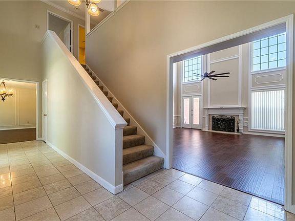 5th image of 2125 Antibes Dr