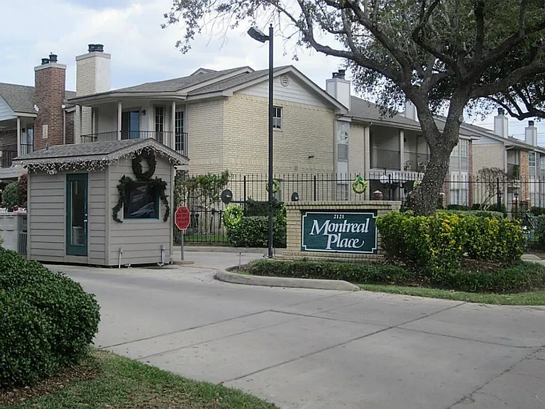 2121 Hepburn St #818 — Photo 2