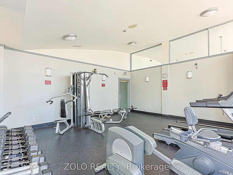 555 Yonge St #804 — Photo 29