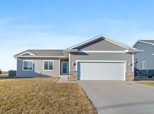 2025 Jashalita Dr, Nevada, IA 50201