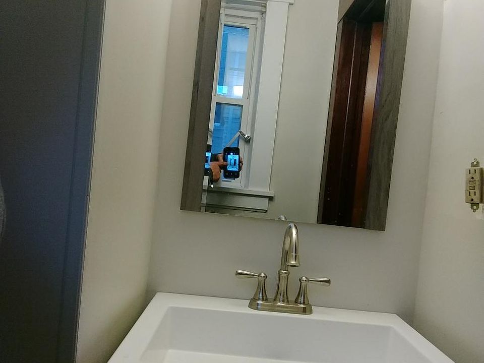 1/2 bath on 1 st floor