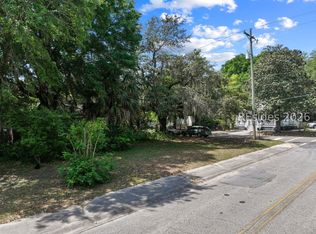1114 Congress St, Beaufort, SC 29902