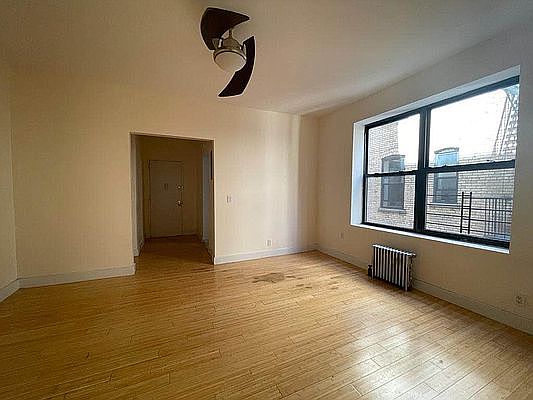 3rd image of 336 Fort Washington Ave #D4
