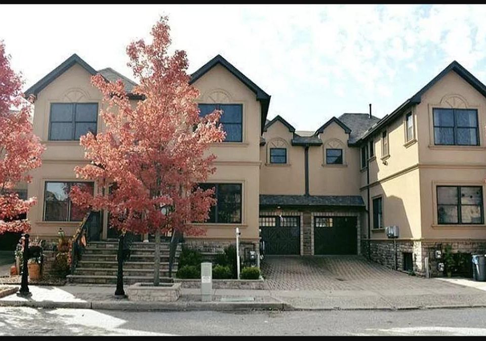 1st image of 61 Crispi Ln