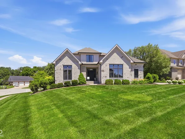 5590 Harness Dr, Greenwood, IN 46143