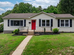 434 Maple Dr NW, Lenoir, NC 28645