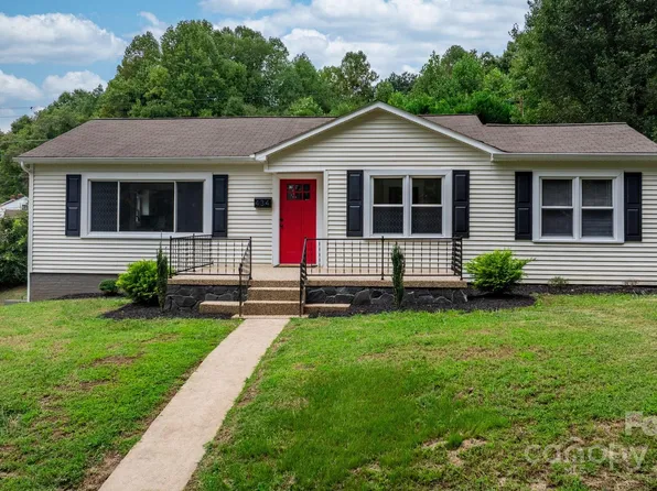 434 Maple Dr NW, Lenoir, NC 28645