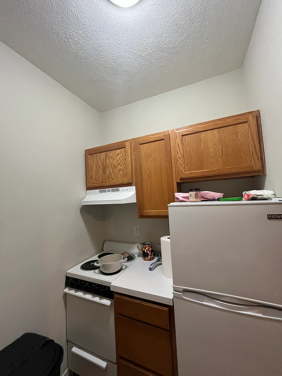 Building Photo - 111 Norway St #203