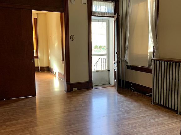 5th image of 508 Summit Ave #1F