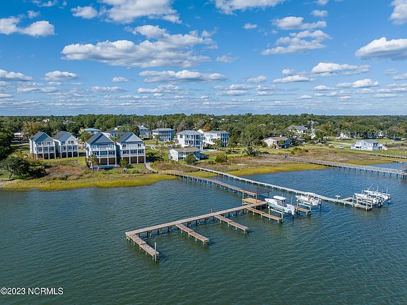 92 Pier View Court, Hampstead, NC 28443 | Zillow