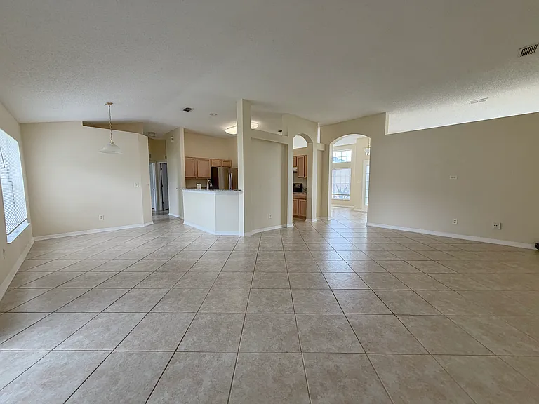 32 Forest Grove Dr — Photo 11