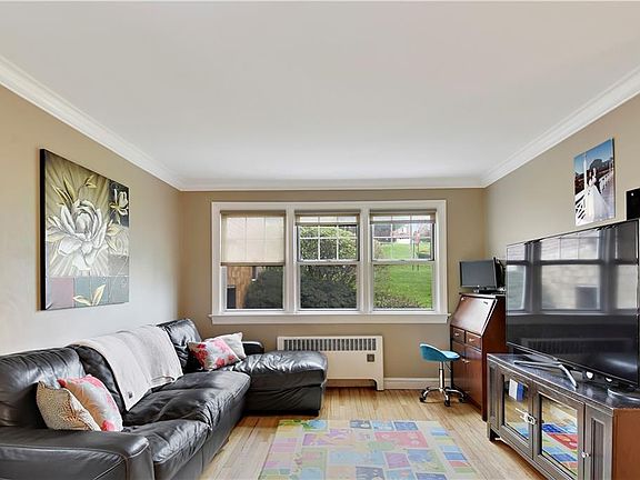5th image of 161 Columbus Ave APT 1A
