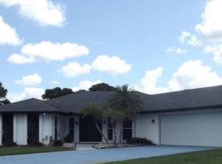 32 Bunker Way, Rotonda West, FL 33947