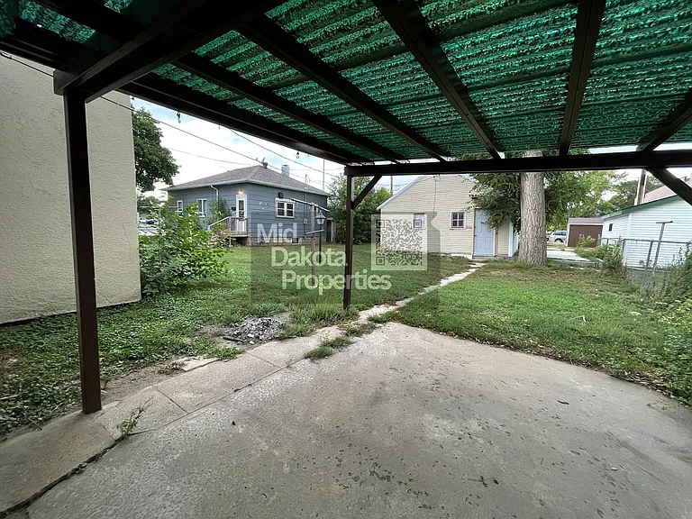 316 W 2nd Ave — Photo 16