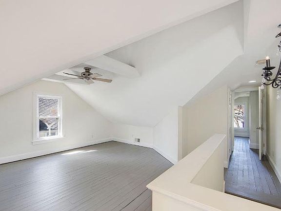 3rd floor bonus rooms , 1 larger room and 2 smaller rooms with lighted closets