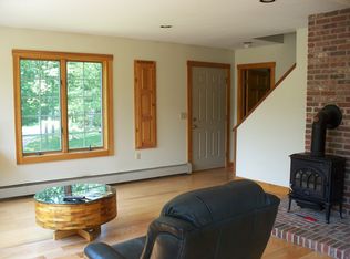 530 Main St, Hopkinton, RI 02833