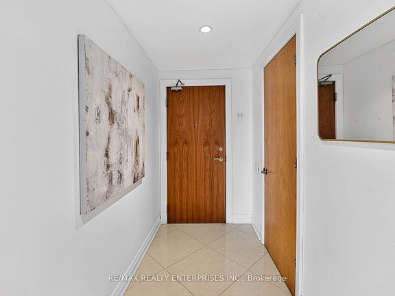 4th image of 383 Ellis Park Rd #802