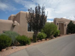 517 Camino Tierra Alta, Santa Fe, NM 87501