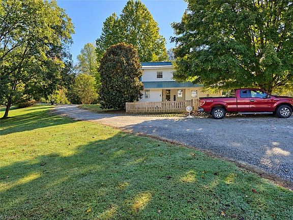 5th image of 1198 Jackson Rd #6