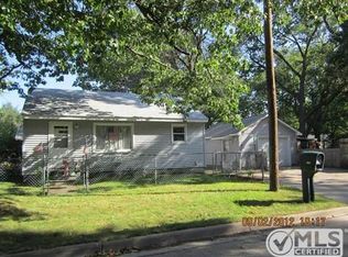 920 E Holbrook Ave, Muskegon, MI 49442