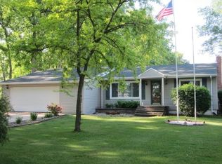 29608 Vlaeminck Rd, Elkhart, IN 46514