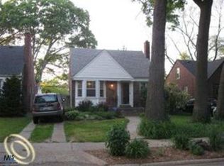 1062 Marshfield St, Ferndale, MI 48220