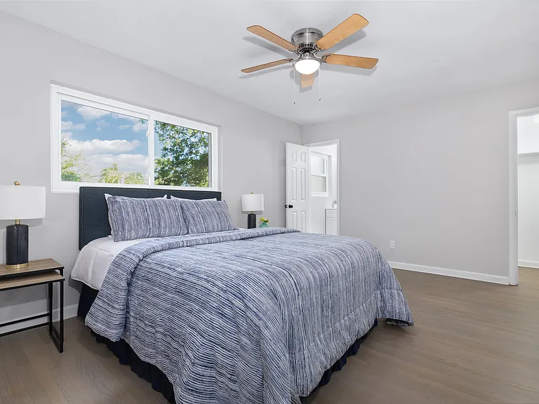 7214 Poinciana Ave — Photo 17